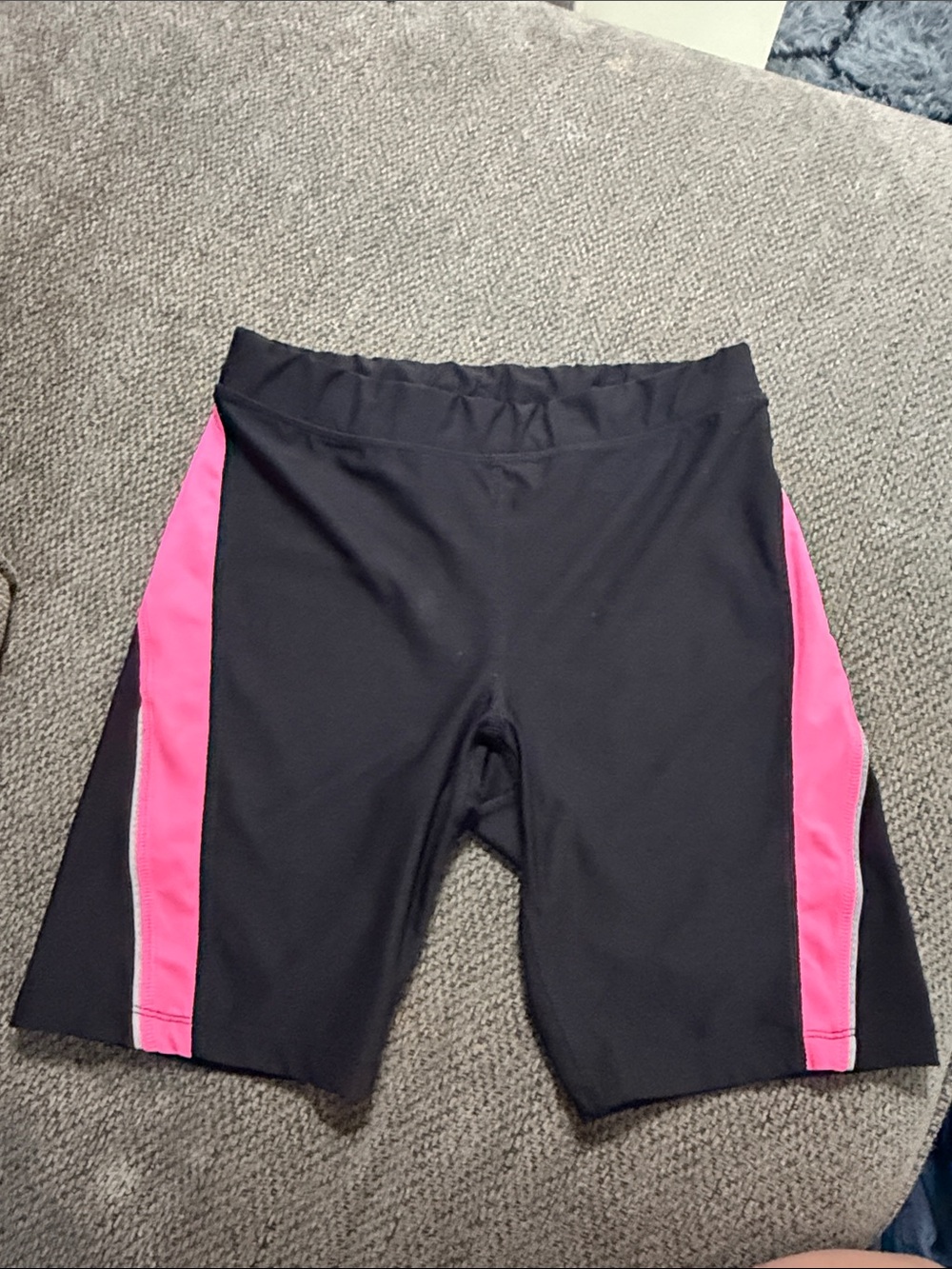 Fitted bike shorts